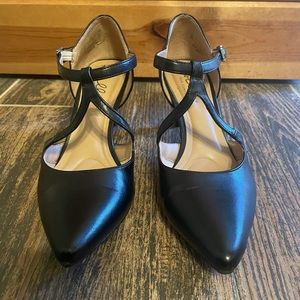 Black Abella True Comfort Seneca Heels Size 8